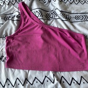 One shoulder top